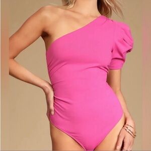 NWT Free People Somethin’ Bout You Puff Sleeve Bright Pink Bodysuit XS